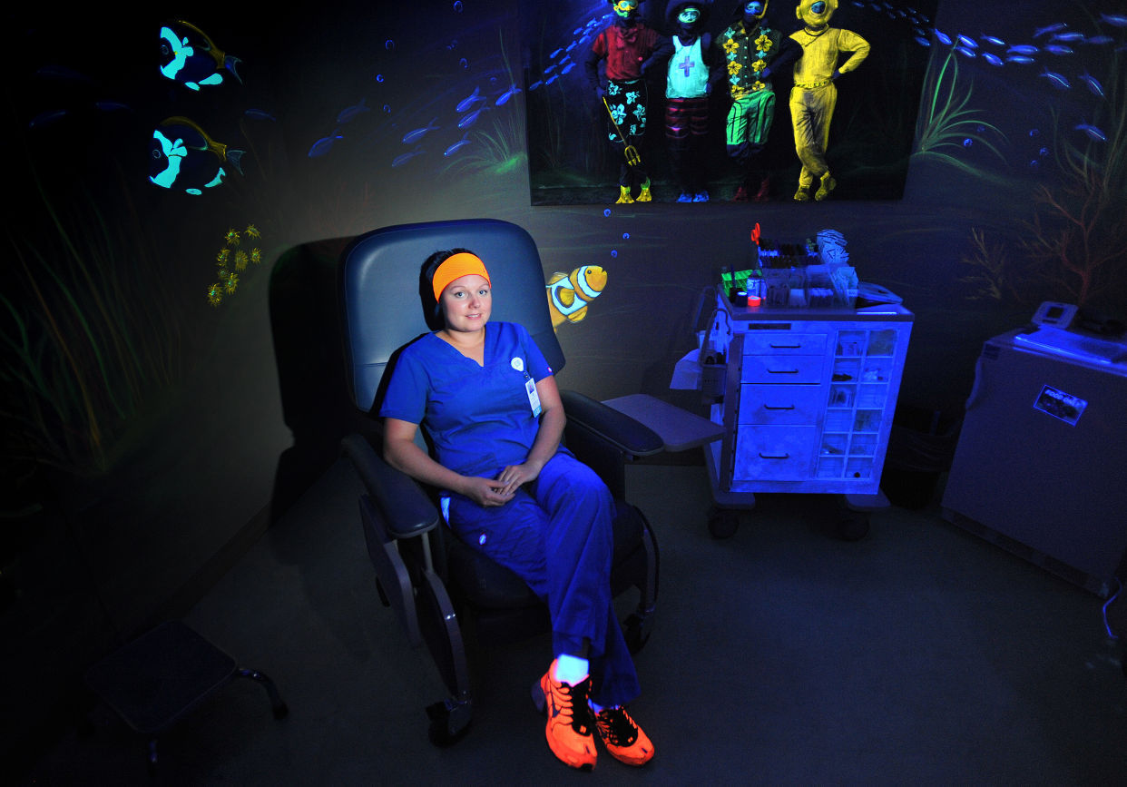Blacklight Hospital Lab